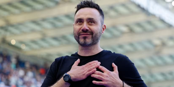 德泽尔比主动示好曼联帅位 卡里克转正前景受冲