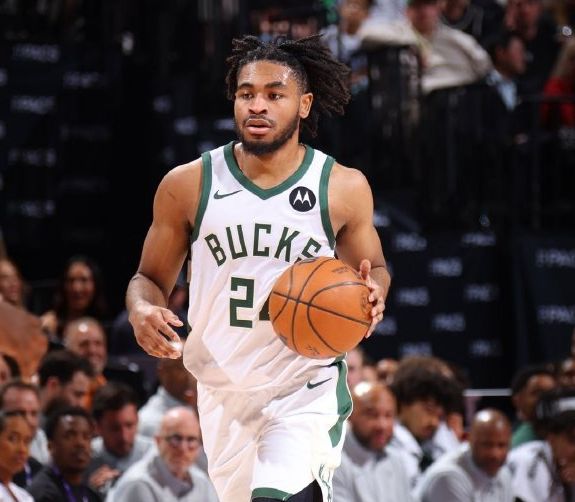 卡梅伦-托马斯遭雄鹿裁员 数据刷子难获NBA青睐