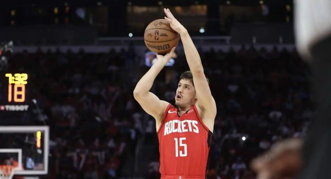 雷霆马刺强势领跑西部前二 湖人稳居第三争夺季